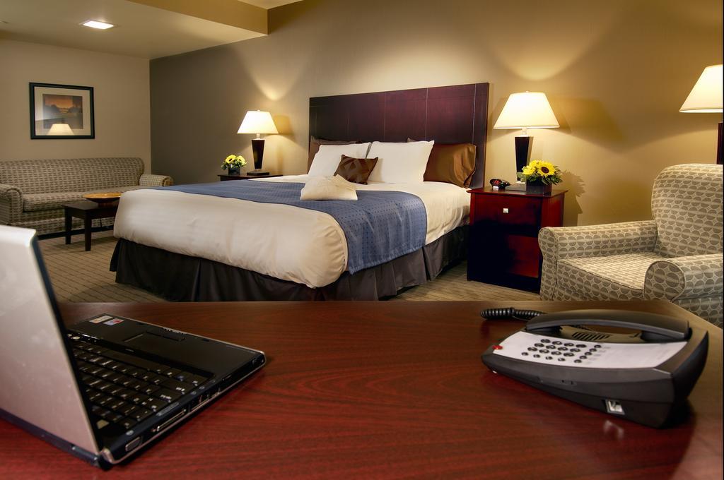 Nichols Village Hotel And Spa Clarks Summit Esterno foto