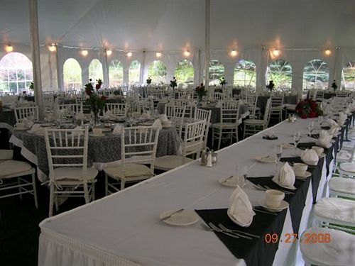 Nichols Village Hotel And Spa Clarks Summit Esterno foto